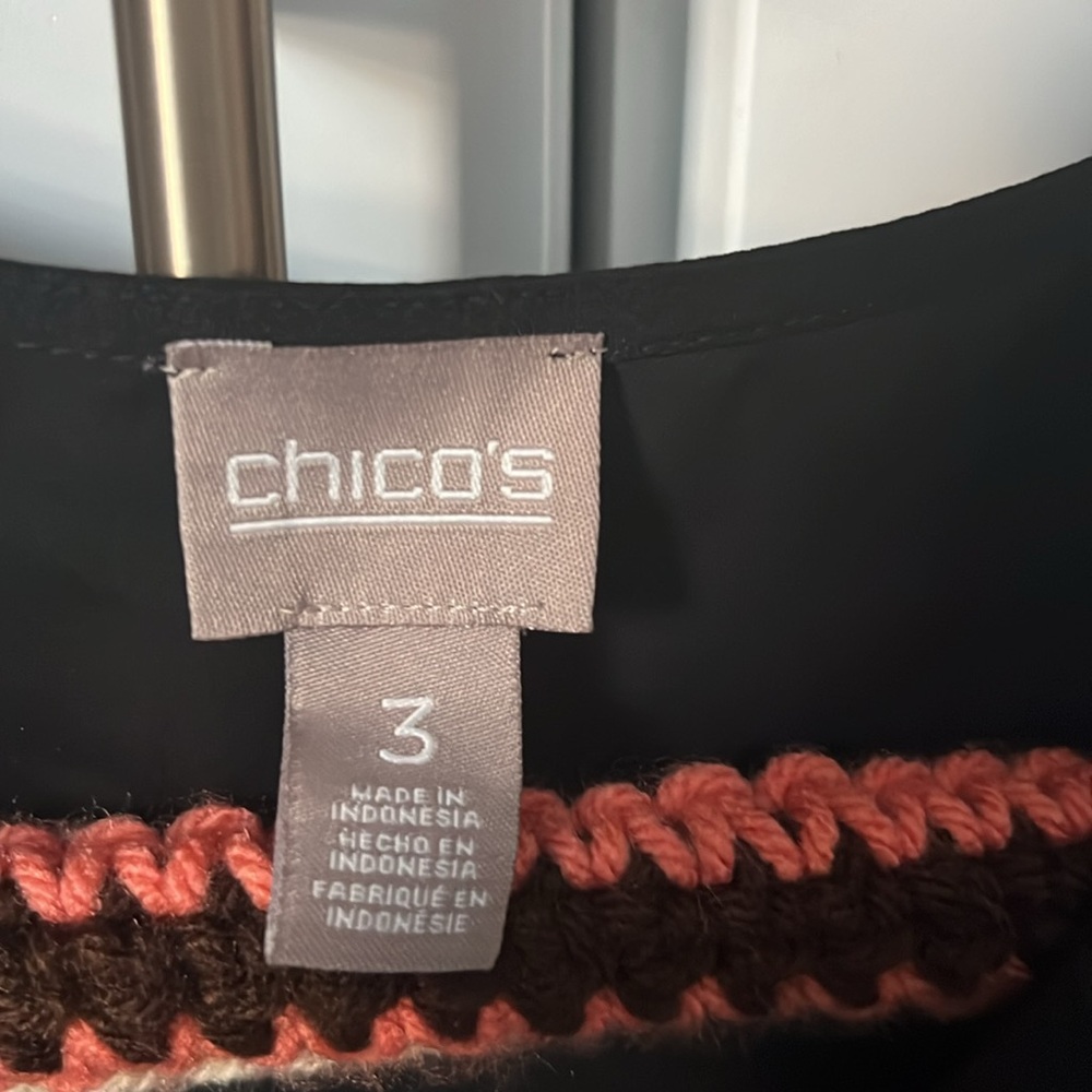 Brand new never worn Chico’s top size 3 equivalent to 18/20 back in color - Picture 2 of 3